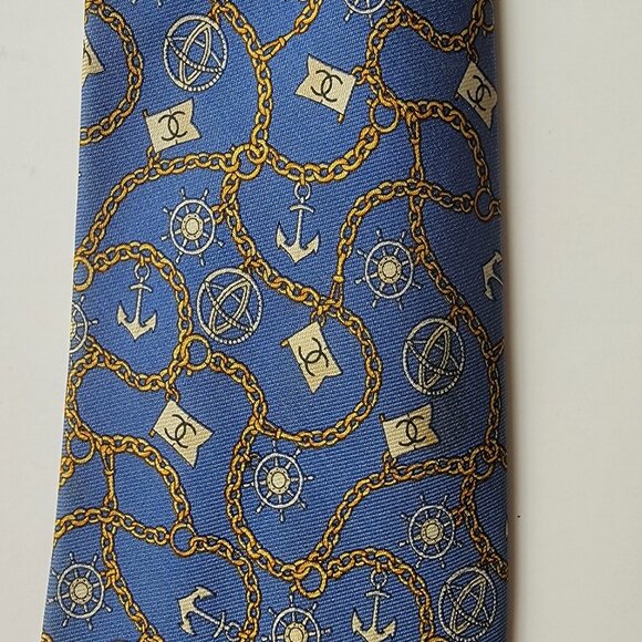 CHANEL Men's Vintage Tie 100% Silk Made in Italy blue nautical pattern and CCs - Picture 3 of 5